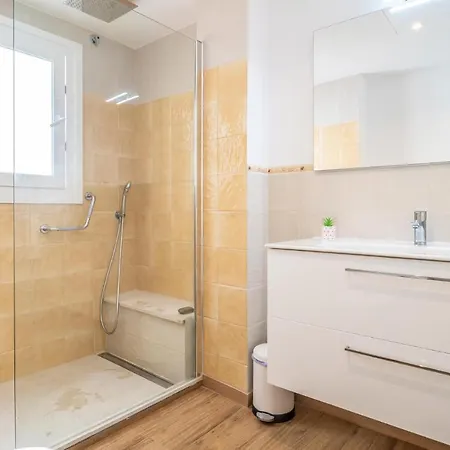 Beautiful In With Wifi Apartment